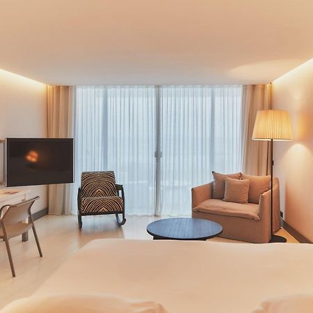 Hotel Plage Palace & Spa ปาลาวาส-เลส์-โฟลต์ ภายนอก รูปภาพ
